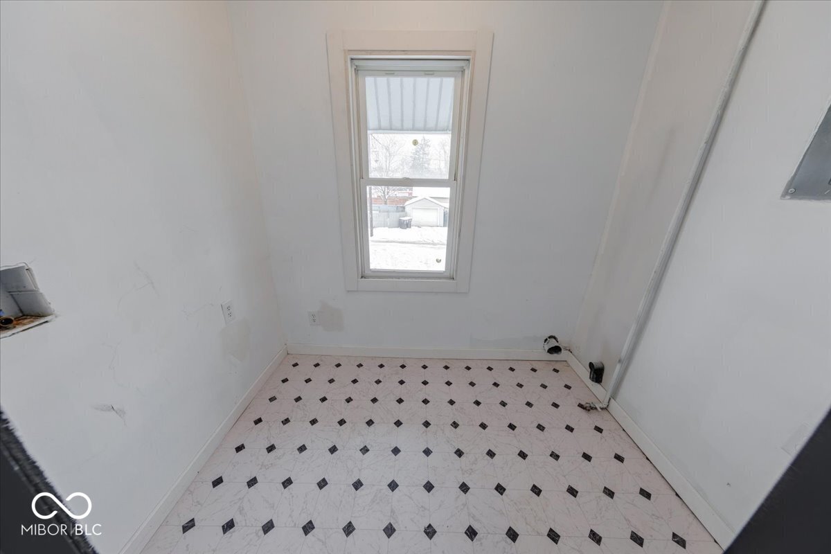 4912 East Washington Street Indianapolis, IN 46201 - Photo 29 of 46