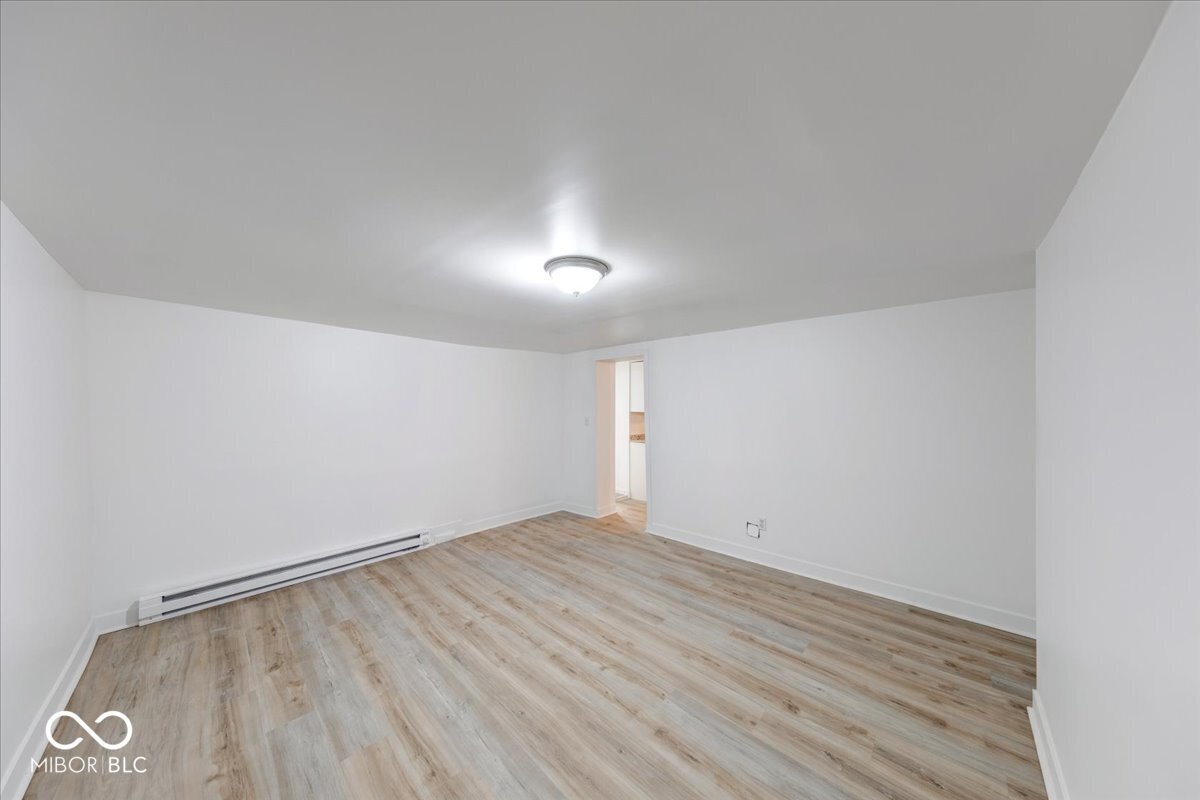 4912 East Washington Street Indianapolis, IN 46201 - Photo 6 of 46