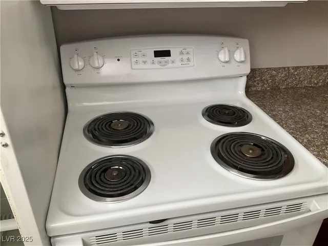 $1,195 | 4965 Indian River Drive, Unit 101, Las Vegas, NV 89103