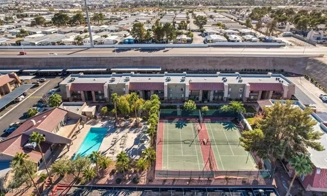 $1,195 | 4965 Indian River Drive, Unit 101, Las Vegas, NV 89103