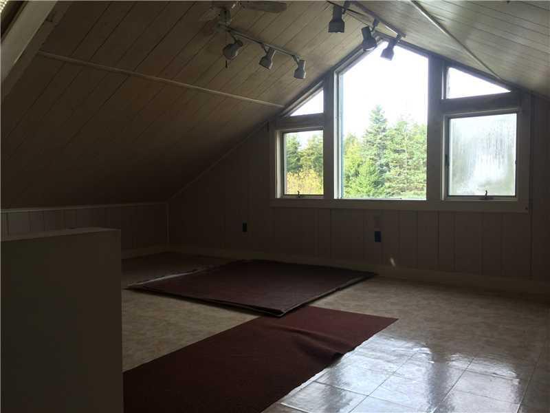 178 Atlantic Road Swans Island, ME 04685 - Photo 22 of 23 Studio.