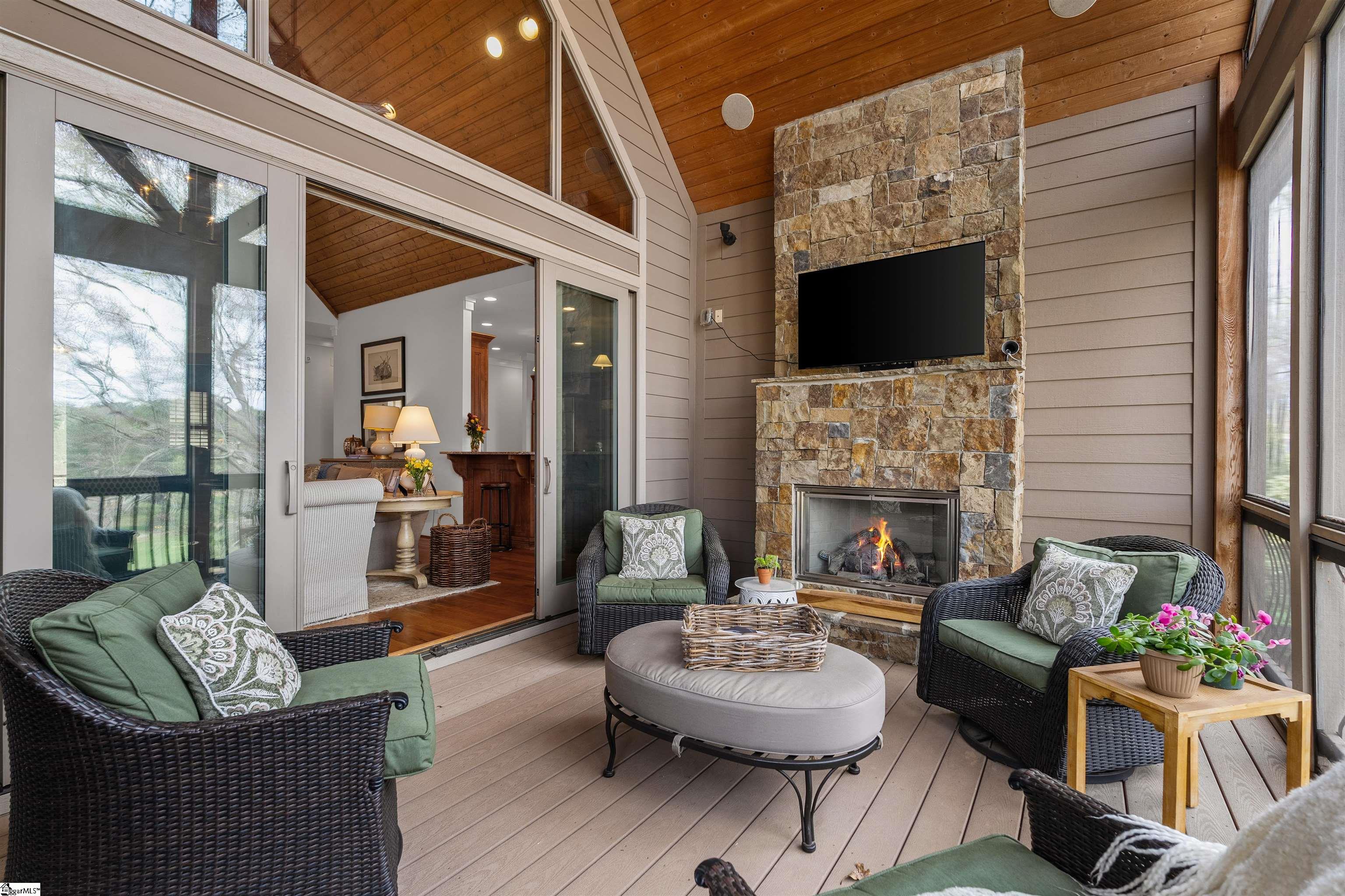 341 Riverside Drive Greenville, SC 29605 - Photo 18 of 48