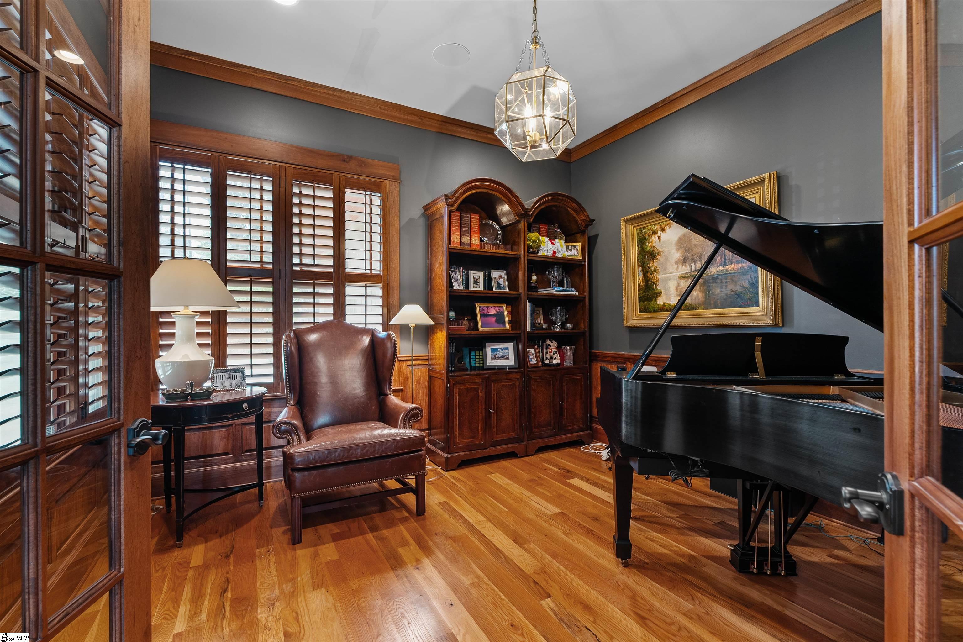 341 Riverside Drive Greenville, SC 29605 - Photo 9 of 48