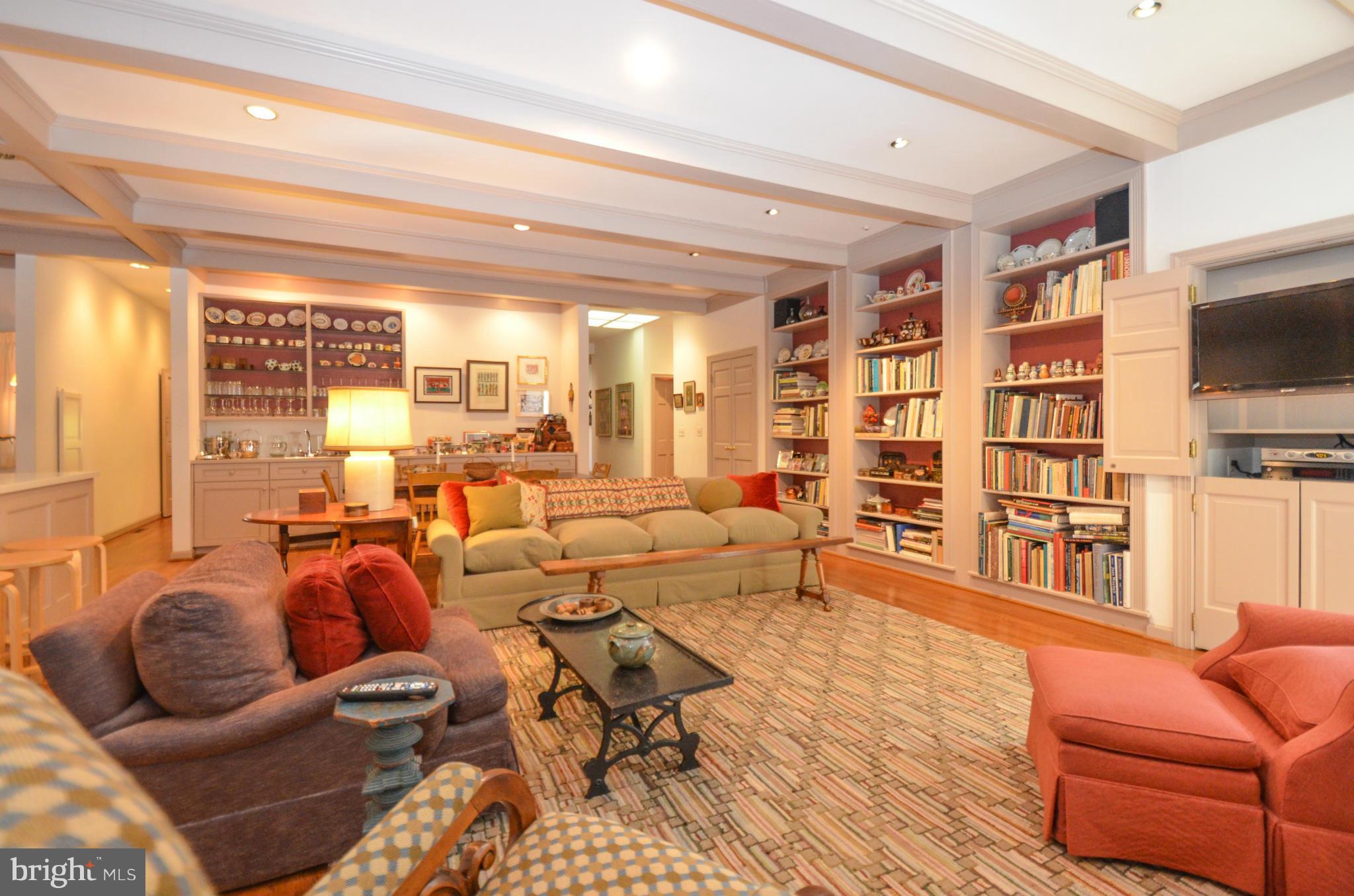 2507 Stone Mill Road Baltimore, MD 21208 - Photo 8 of 30 Family Room