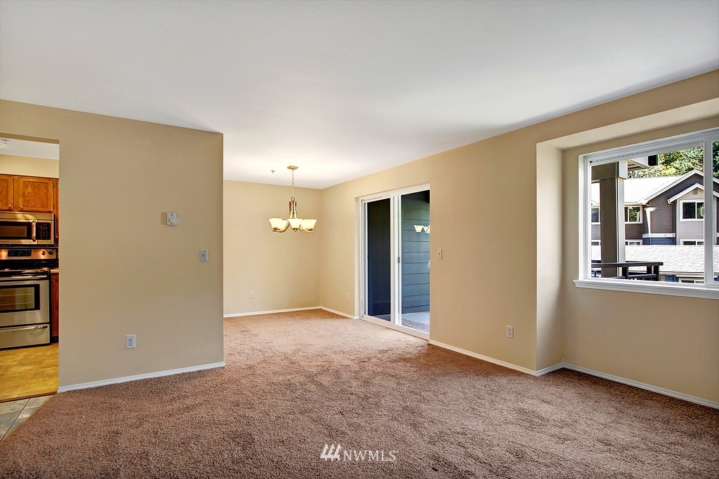 19404 Bothell Way Northeast, Unit D202 Bothell, WA 98011 - Photo 4 of 11