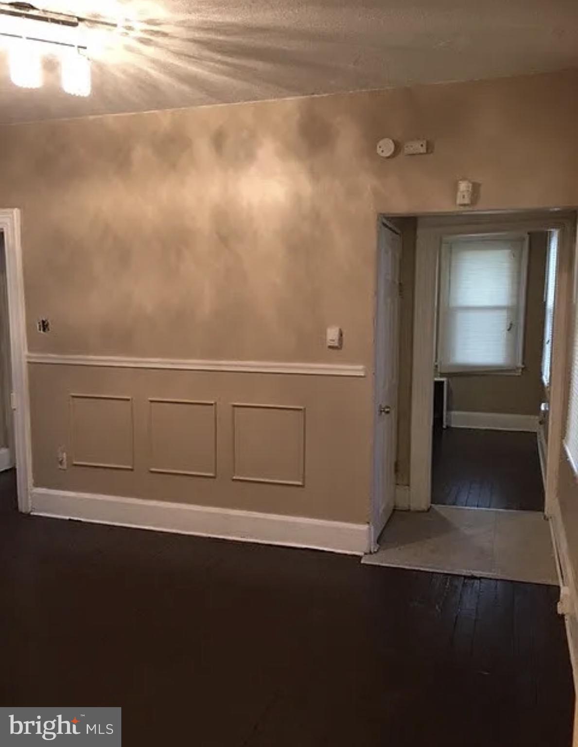 37 Olive Street Salem, NJ 08079 - Photo 4 of 19
