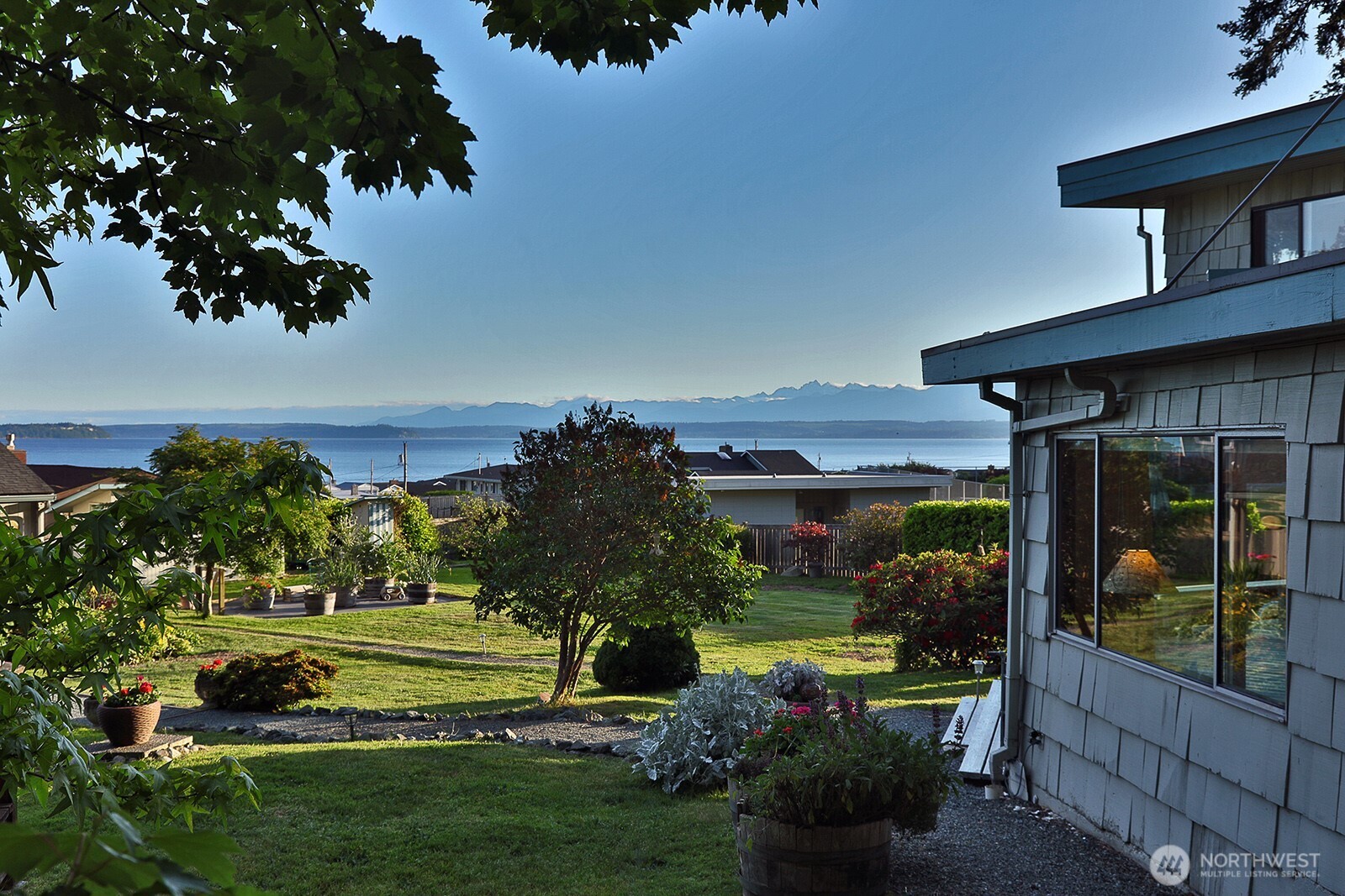 5536 Mutiny Sands Road Freeland, WA 98249 - Photo 1 of 40 Gallery Image 1