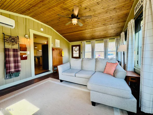 $500,000 | 639 Saylor Hill Road, Limestone, TN 37681