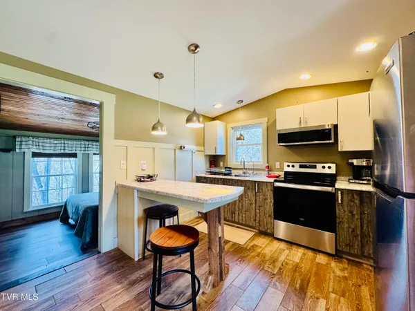 $500,000 | 639 Saylor Hill Road, Limestone, TN 37681