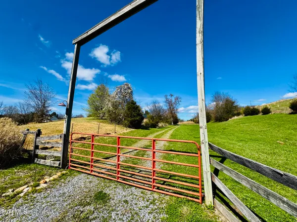 $500,000 | 639 Saylor Hill Road, Limestone, TN 37681