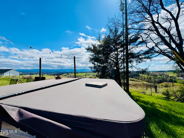 $500,000 | 639 Saylor Hill Road, Limestone, TN 37681