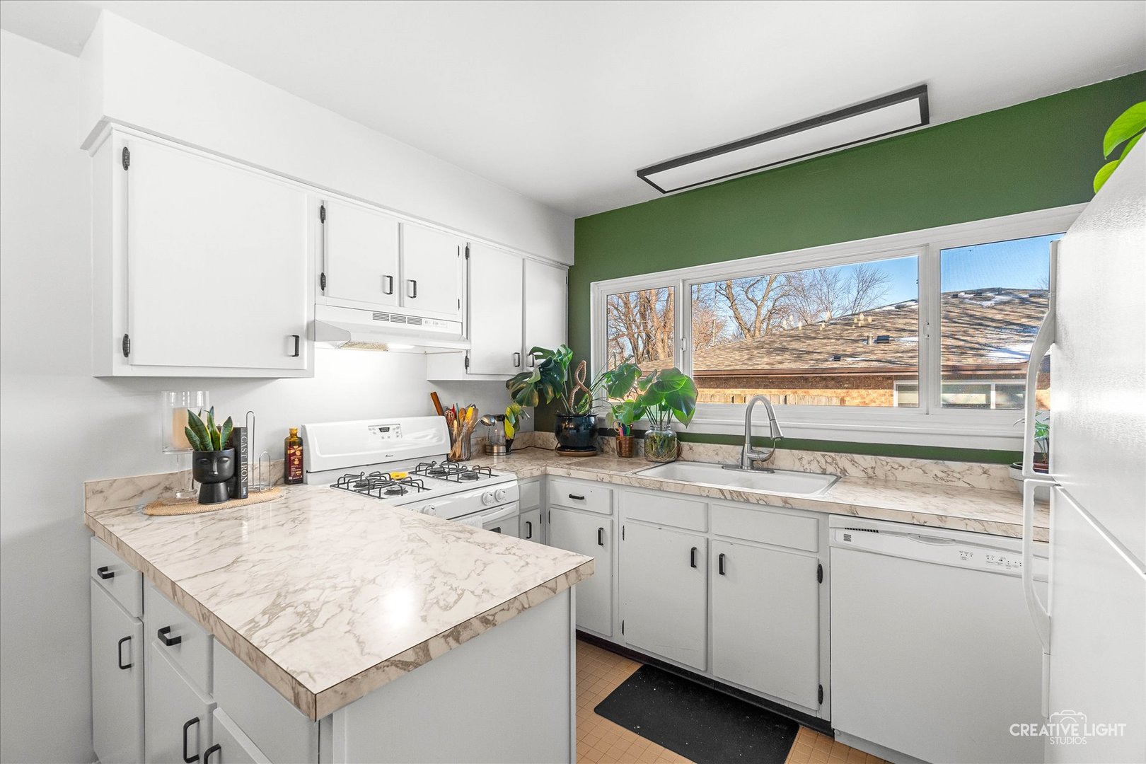 407 South Jackson Street Batavia, IL 60510 - Photo 7 of 16