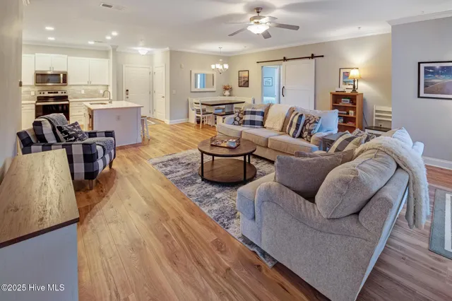 $389,000 | 200 Gateway Condos Drive, Unit 225, Surf City, NC 28445