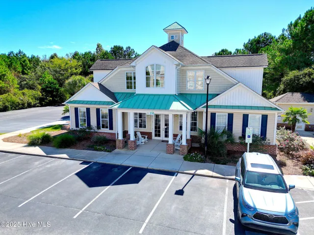 $389,000 | 200 Gateway Condos Drive, Unit 225, Surf City, NC 28445