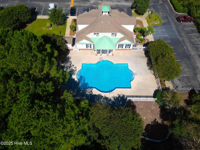 $389,000 | 200 Gateway Condos Drive, Unit 225, Surf City, NC 28445