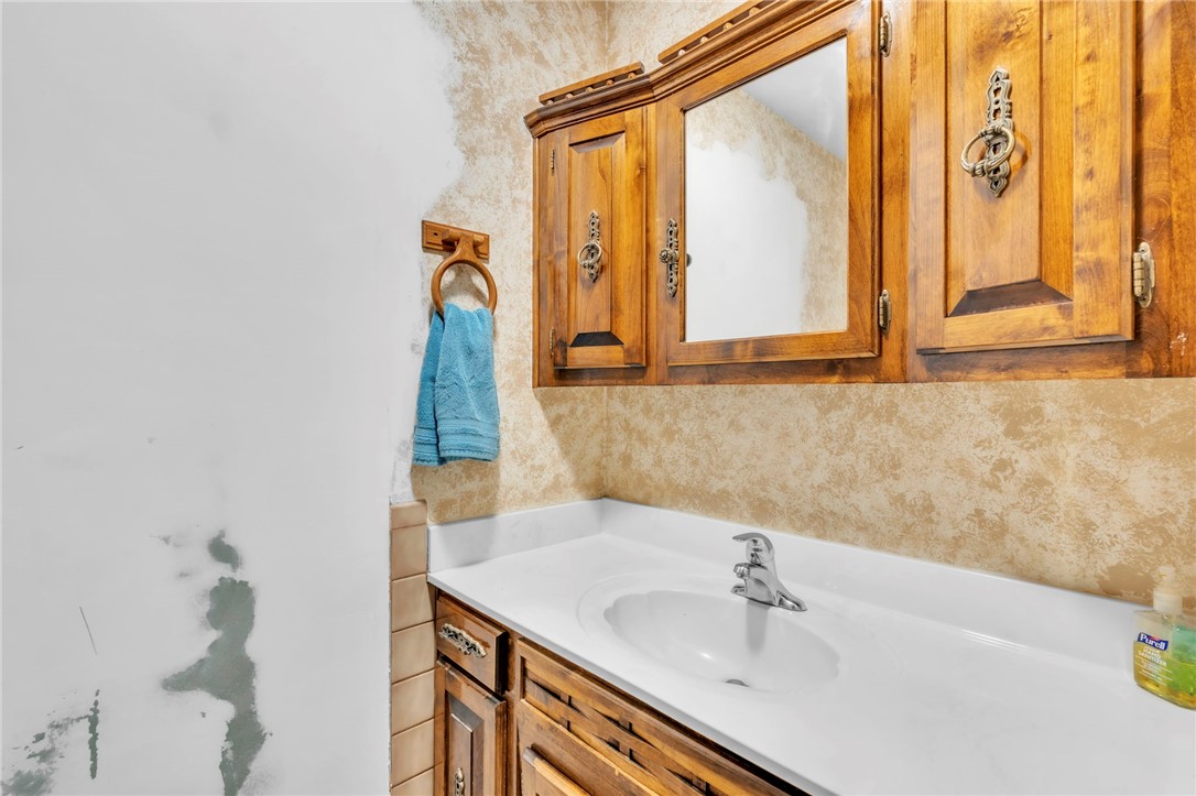 321 Alverson Road Pelzer, SC 29669 - Photo 12 of 29