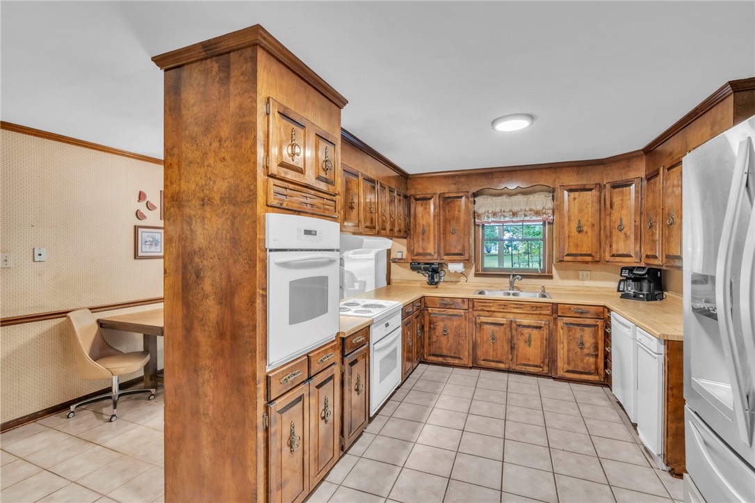 321 Alverson Road Pelzer, SC 29669 - Photo 6 of 29