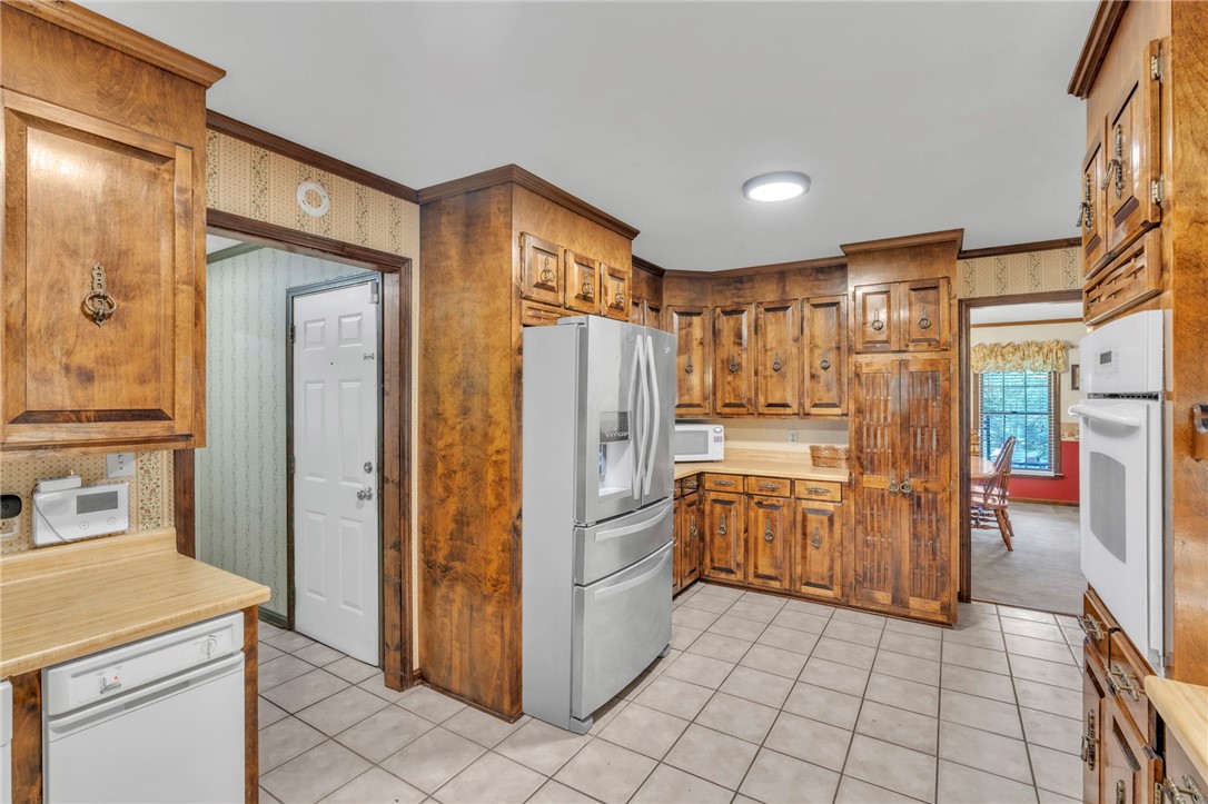 321 Alverson Road Pelzer, SC 29669 - Photo 7 of 29