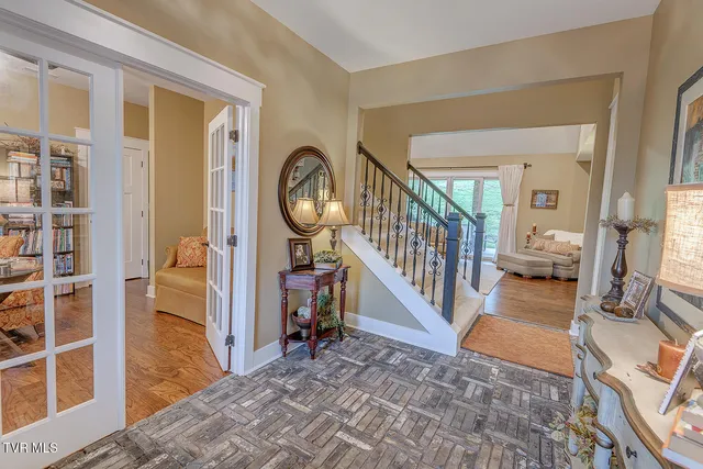 $979,500 | 127 Allison Timbers Road, Piney Flats, TN 37686