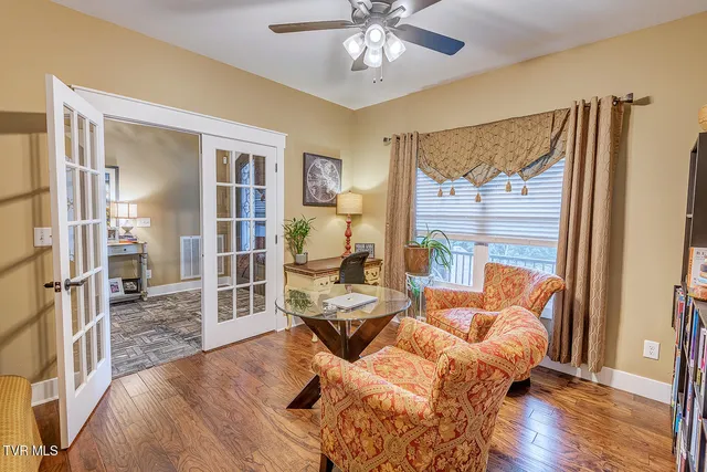 $979,500 | 127 Allison Timbers Road, Piney Flats, TN 37686