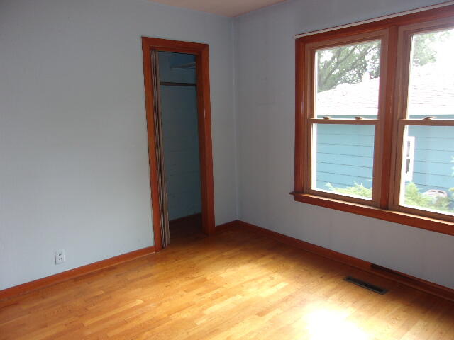1942 Lakeshore Road Manistee, MI 49660 - Photo 16 of 43 101_4049