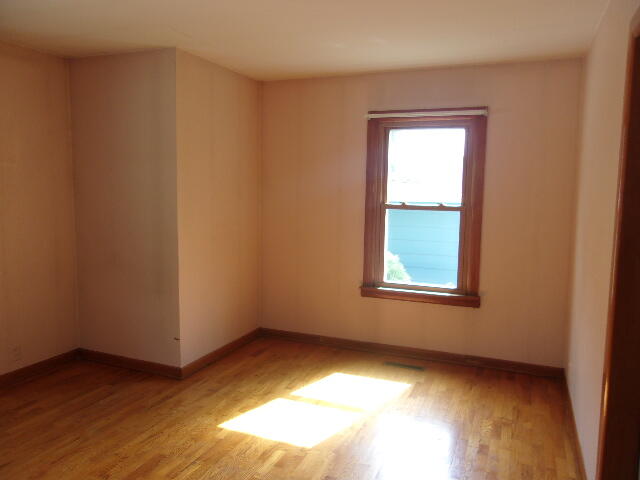 1942 Lakeshore Road Manistee, MI 49660 - Photo 18 of 43 101_4051