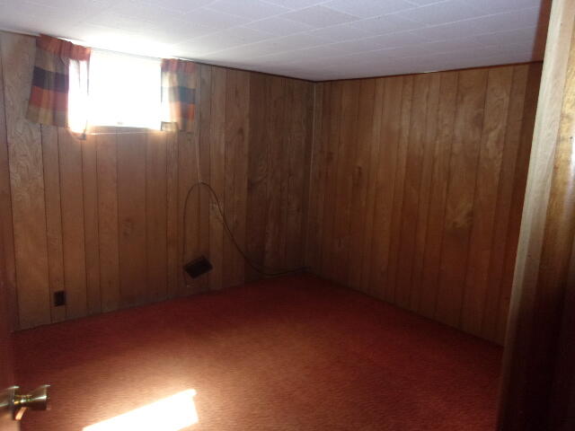 1942 Lakeshore Road Manistee, MI 49660 - Photo 24 of 43 101_4057