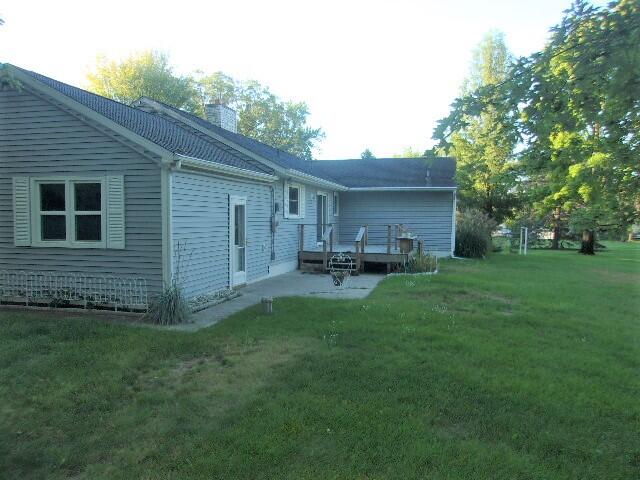 1942 Lakeshore Road Manistee, MI 49660 - Photo 37 of 43 101_4106 (3)