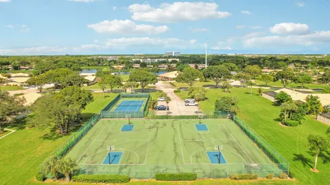 $450,000 | 5385 Eagle Lake Drive, Palm Beach Gardens, FL 33418