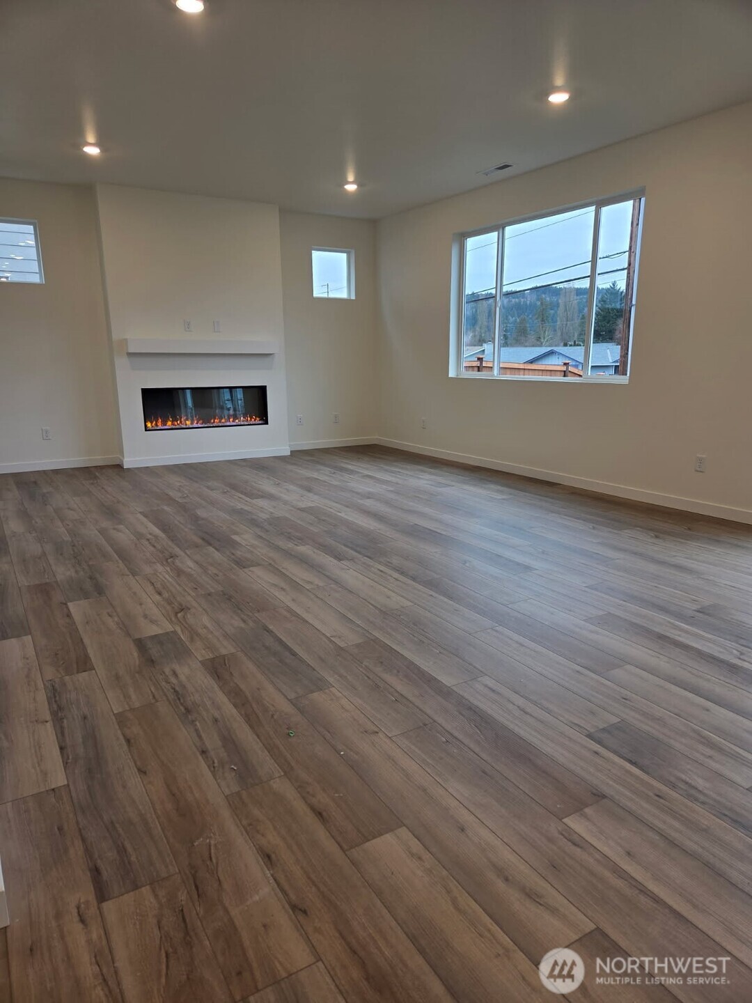 710 Teetor Circle Northwest Orting, WA 98360 - Photo 2 of 19