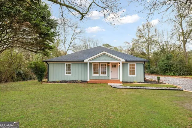 $2,100 | 408 West Marable Street, Monroe, GA 30655