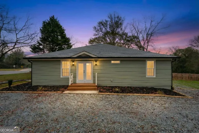 $2,100 | 408 West Marable Street, Monroe, GA 30655