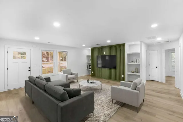 $2,100 | 408 West Marable Street, Monroe, GA 30655