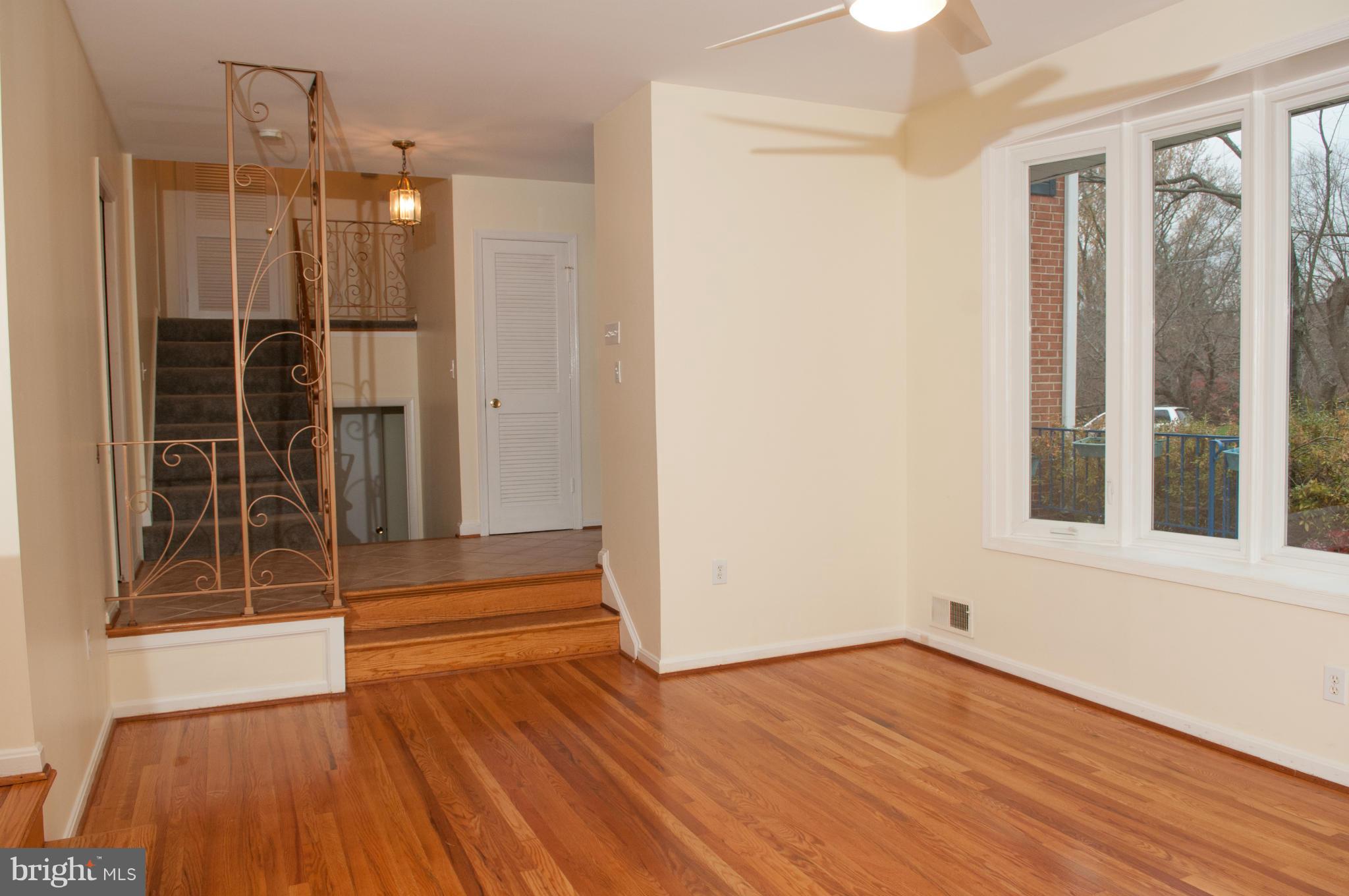 12629 Springloch Court Silver Spring, MD 20904 - Photo 4 of 30 Living Room
