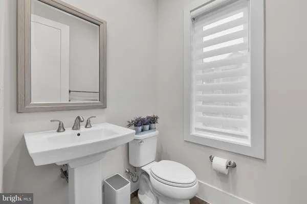 $5,500 | 147 Prairie Lane, Alexandria, VA 22314