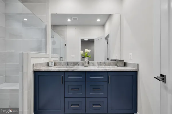 $5,500 | 147 Prairie Lane, Alexandria, VA 22314