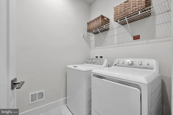 $5,500 | 147 Prairie Lane, Alexandria, VA 22314