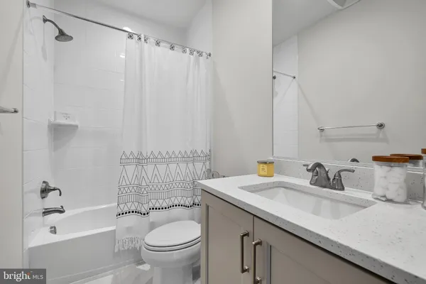 $5,500 | 147 Prairie Lane, Alexandria, VA 22314