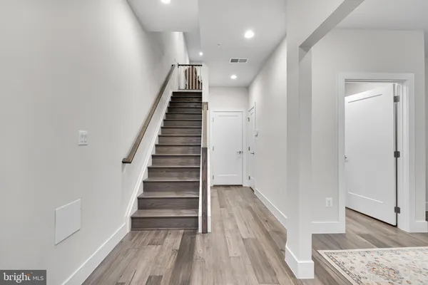 $5,500 | 147 Prairie Lane, Alexandria, VA 22314