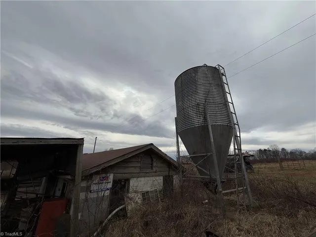 $119,000 | 241 Mountain Valley Drive, Traphill, NC 28685