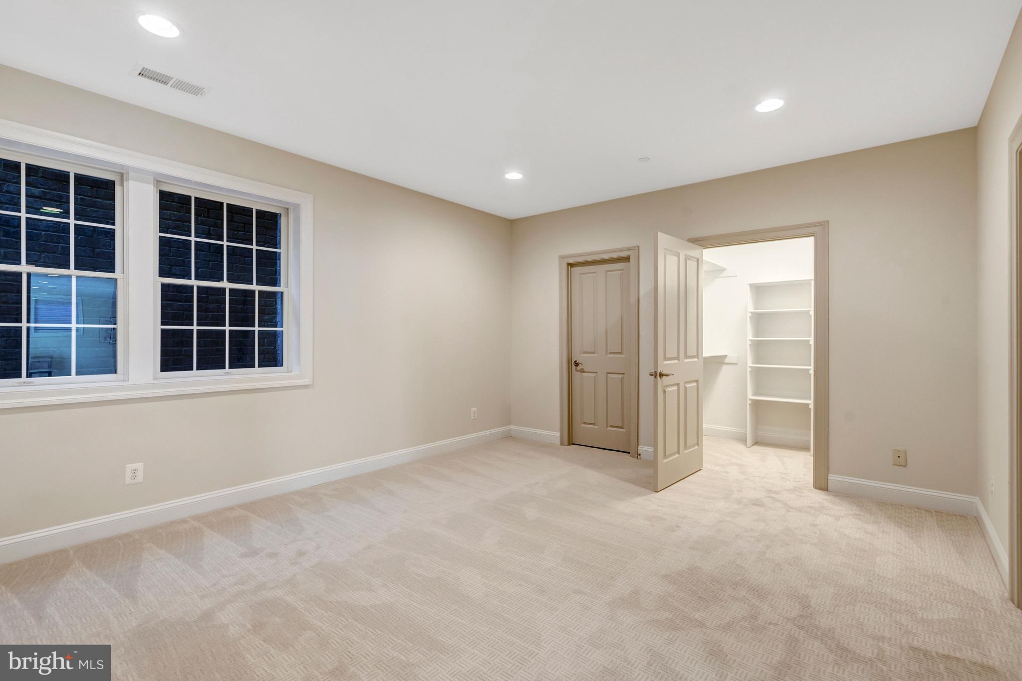 1318 Kurtz Road McLean, VA 22101 - Photo 69 of 105 Gallery Image 69