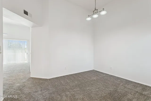 $1,899 | 1747 East Northern Avenue, Unit 209, Phoenix, AZ 85020