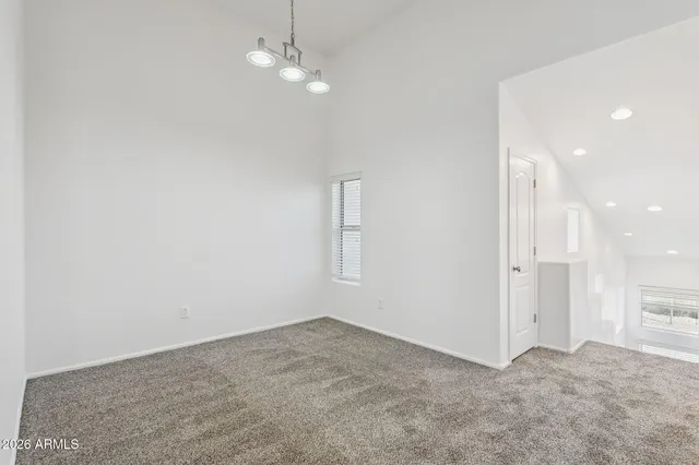 $1,899 | 1747 East Northern Avenue, Unit 209, Phoenix, AZ 85020