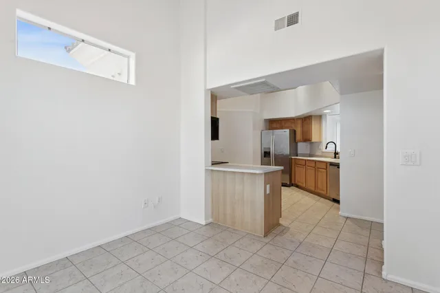 $1,899 | 1747 East Northern Avenue, Unit 209, Phoenix, AZ 85020