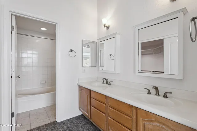 $1,899 | 1747 East Northern Avenue, Unit 209, Phoenix, AZ 85020