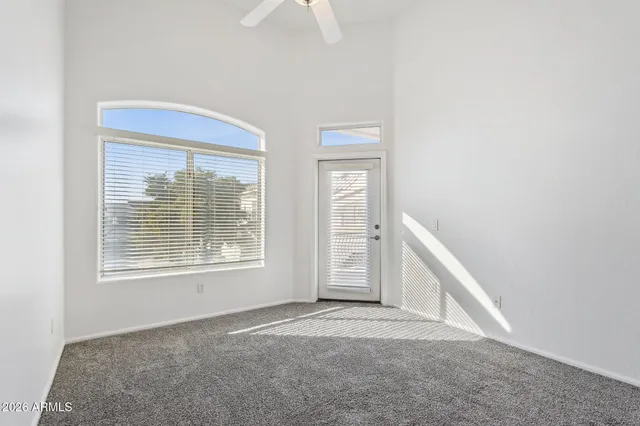 $1,899 | 1747 East Northern Avenue, Unit 209, Phoenix, AZ 85020