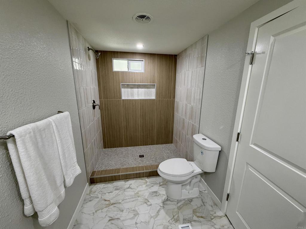 8301 Mission Gorge Road, Unit 233 Santee, CA 92071 - Photo 14 of 39