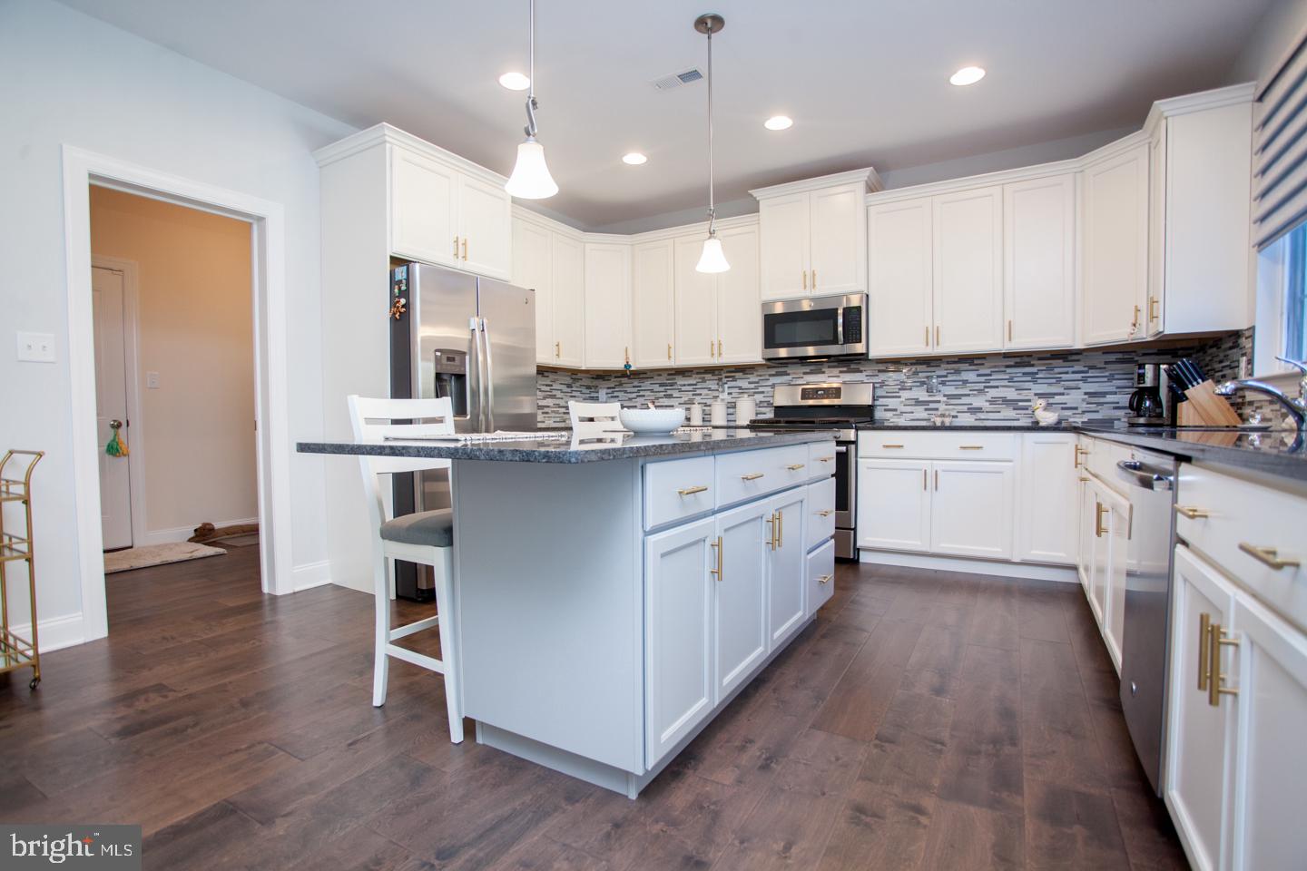 464 Edison Furlong Road Doylestown, PA 18901 - Photo 12 of 37 Kitchen island