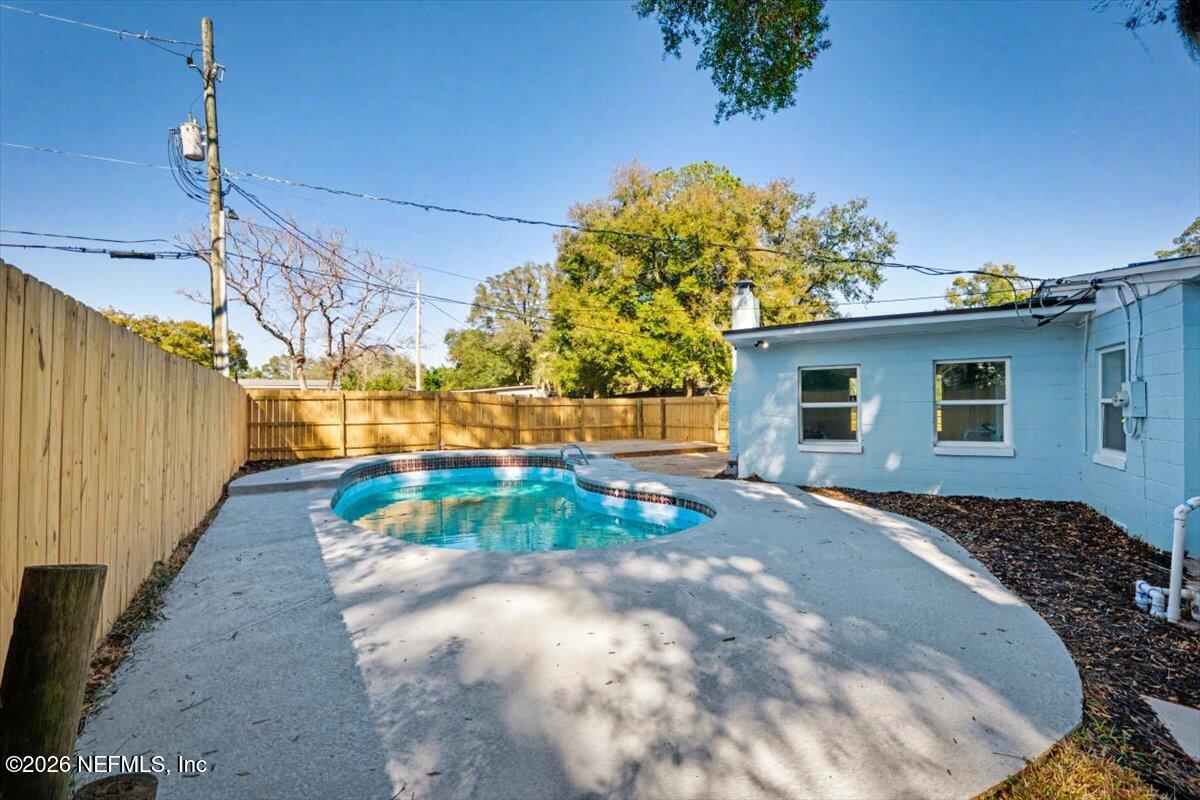 1320 King Arthur Road Jacksonville, FL 32211 - Photo 8 of 27 Pool
