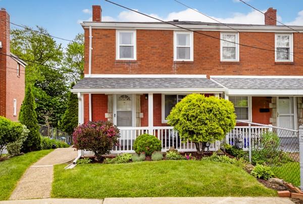 745 Shadycrest Road Pittsburgh, PA 15216 - Photo 1 of 33 Half of duplex front
